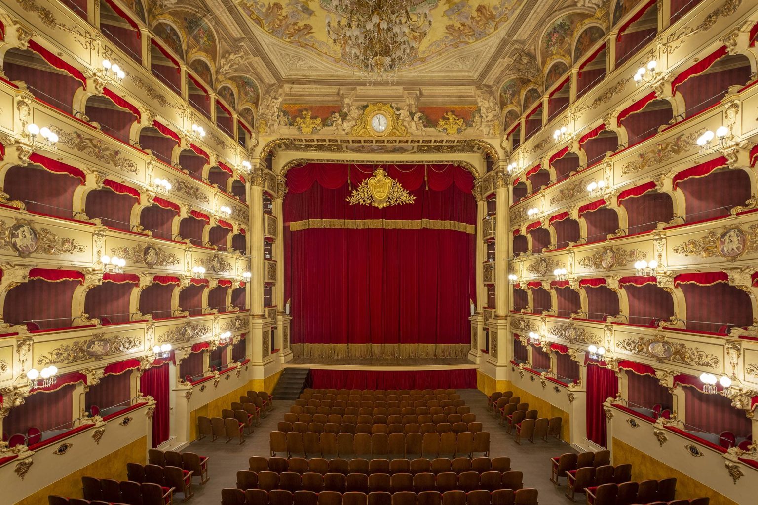 TMA Italia | Seats for theatre and auditoriums